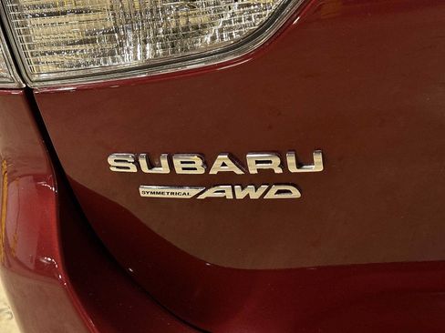 Used 2023 Subaru Forester Premium AWD/4WD image 25