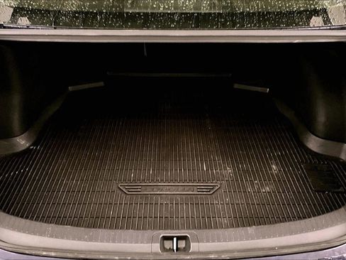 Used 2024 Toyota Corolla LE image 33