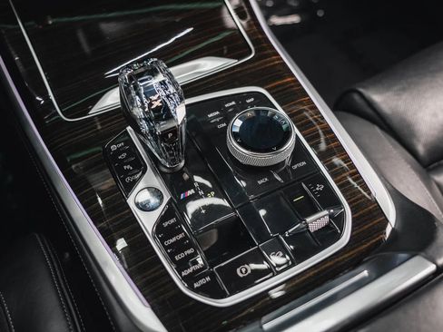 Used 2020 BMW X7 M50i image 76