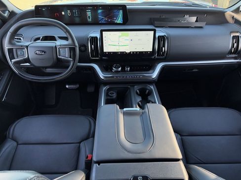 New 2025 Ford Expedition Max Platinum w/ Stealth Appearance Package image 35