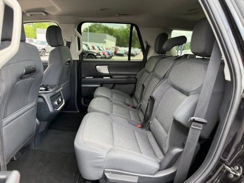 Certified 2025 Ford Expedition Active AWD/4WD image 16