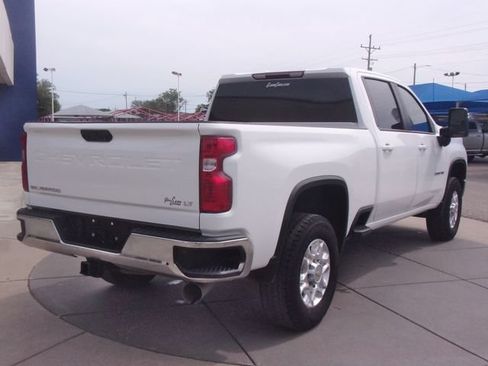 Used 2023 Chevrolet Silverado 2500 LT w/ Convenience Package AWD/4WD image 13