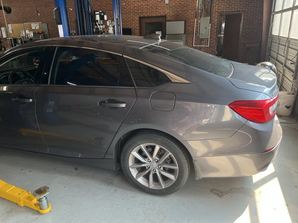 Used 2021 Honda Accord LX image 3