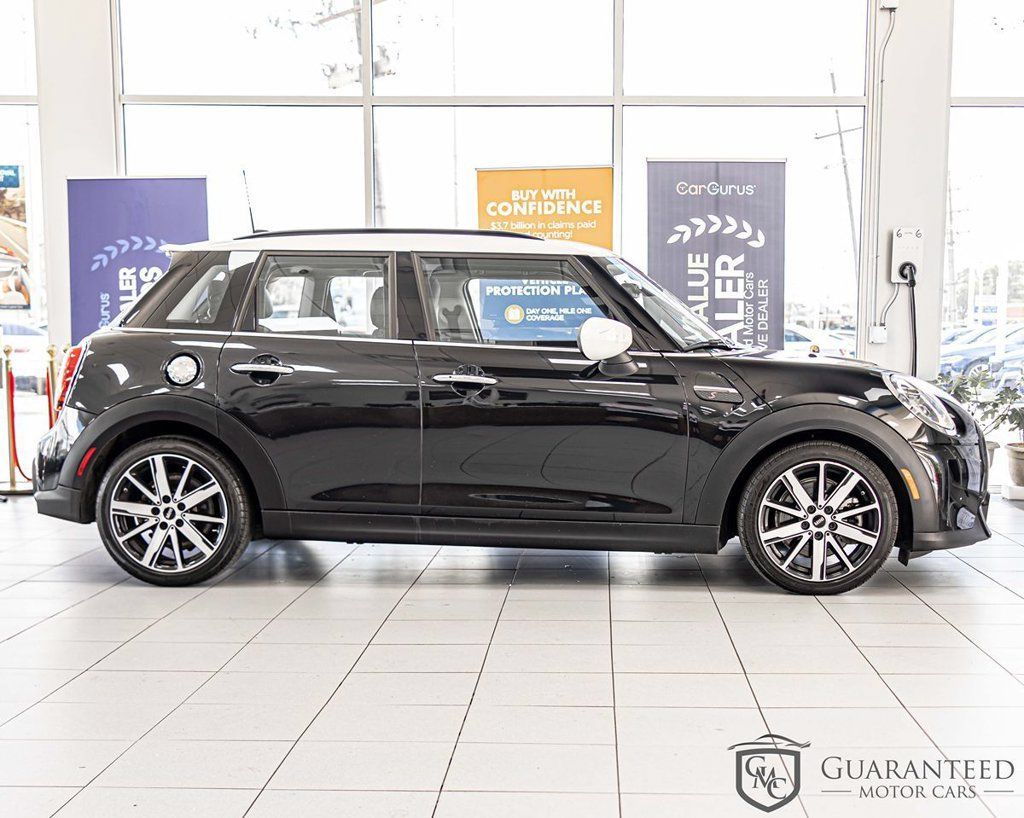 Used 2023 MINI Cooper S FWD image 9