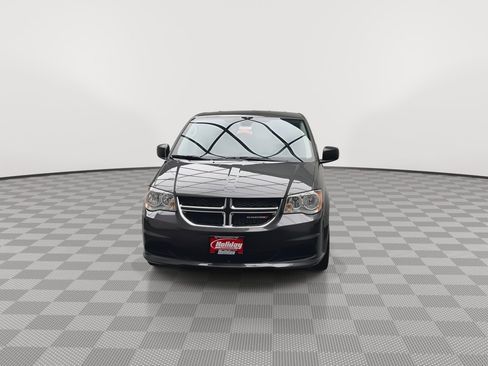 Used 2020 Dodge Grand Caravan SE w/ UConnect Hands-Free Group FWD image 25