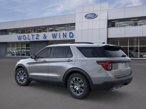 New 2026 Ford Explorer Active w/ Active Comfort Package image 4