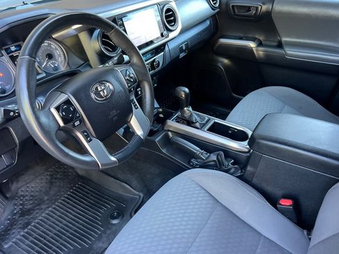 Certified 2022 Toyota Tacoma SR5 RWD image 11