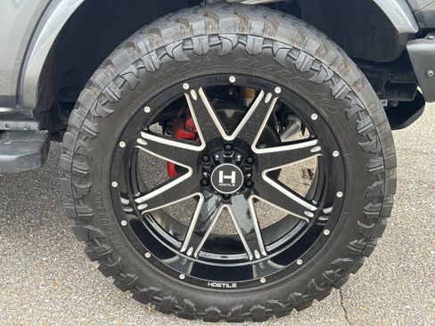 Used 2023 Ford Bronco Big Bend w/ Sasquatch Package AWD/4WD image 4