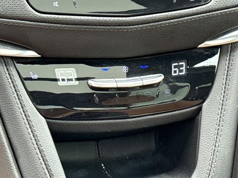 Used 2022 Cadillac XT5 Premium Luxury w/ LPO, Floor Liner Package AWD/4WD image 14