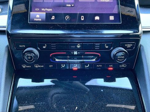 Used 2021 Jeep Grand Cherokee L Laredo RWD image 17