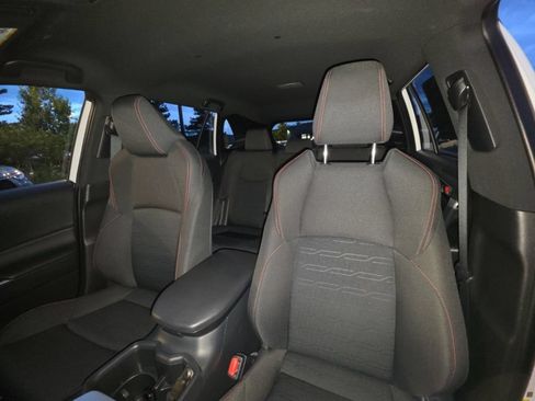 Used 2025 Toyota RAV4 SE AWD/4WD image 25