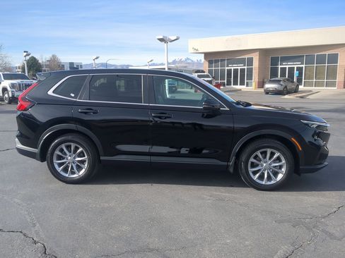 Used 2023 Honda CR-V EX-L image 7