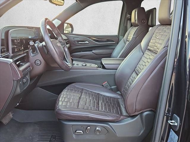 Used 2023 Cadillac Escalade ESV Sport Platinum w/ LPO, ONYX Package AWD/4WD image 14
