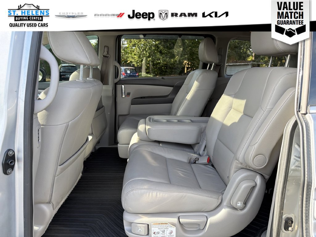 Used 2016 Honda Odyssey Touring image 12