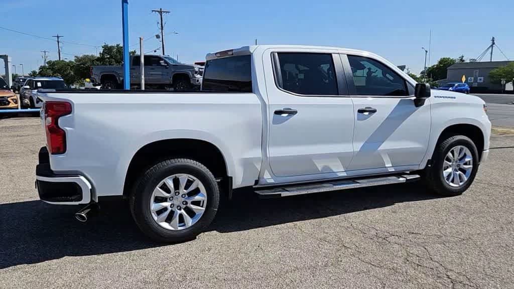 Used 2024 Chevrolet Silverado 1500 Custom RWD image 8