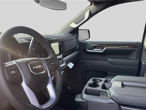 New 2026 GMC Sierra 1500 Elevation image 15
