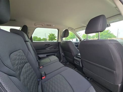 New 2026 Nissan Pathfinder SV FWD image 27