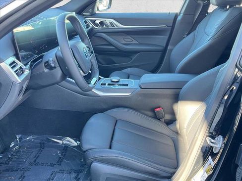 Used 2025 BMW i4 eDrive40 w/ M Sport Package image 17