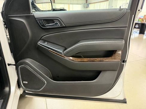 Used 2018 Chevrolet Tahoe LT AWD/4WD image 17