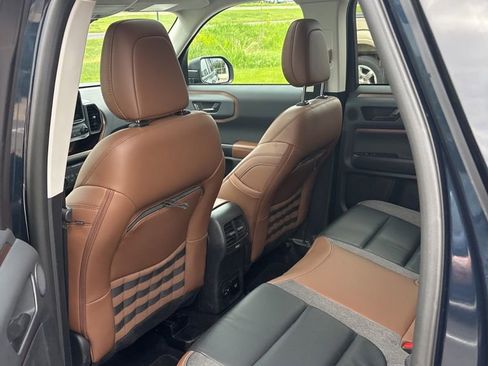 Used 2023 Ford Bronco Sport Outer Banks w/ Tech Package AWD/4WD image 7