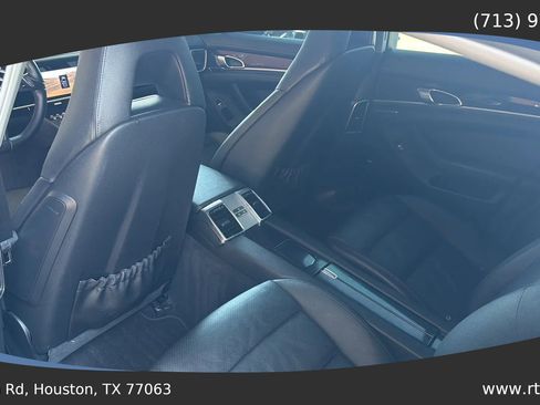 Used 2014 Porsche Panamera RWD image 24
