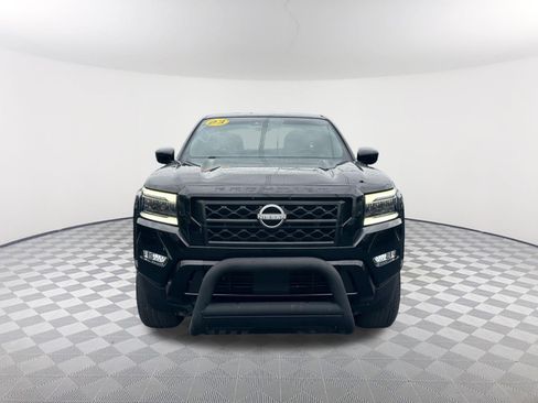 Used 2023 Nissan Frontier SV w/ Midnight Edition Package AWD/4WD image 2