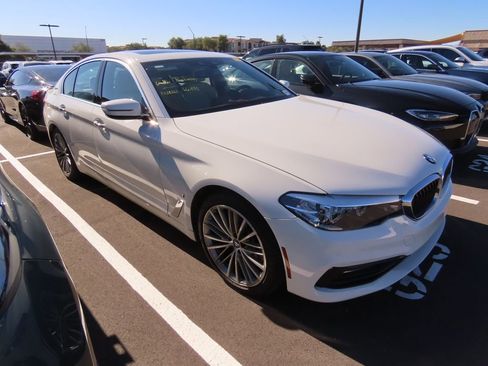 Used 2018 BMW 530e w/ Premium Package 2 image 2