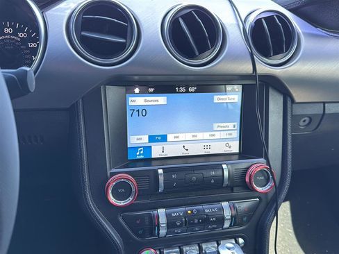Used 2018 Ford Mustang GT Premium RWD image 6