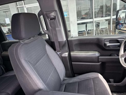 Used 2024 Chevrolet Silverado 2500 Custom w/ Custom Value Package AWD/4WD image 11