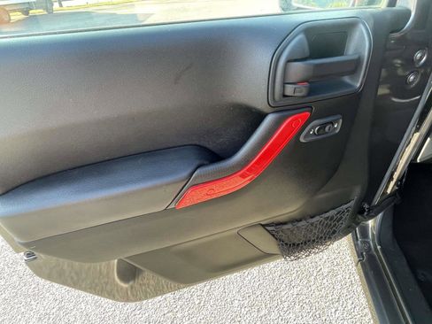 Used 2017 Jeep Wrangler Unlimited Sport w/ Quick Order Package 24S image 11