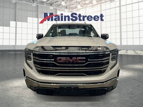 Used 2025 GMC Sierra 1500 SLT AWD/4WD image 8