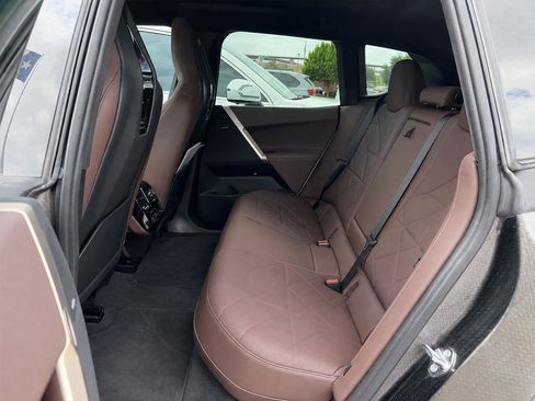 Certified 2023 BMW iX xDrive50 w/ Sport Package AWD/4WD image 7