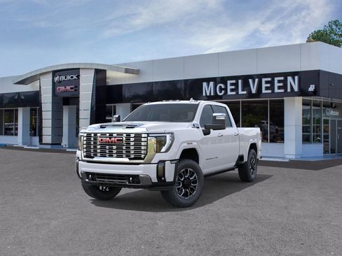 New 2026 GMC Sierra 2500 Denali w/ Denali Reserve Package image 8