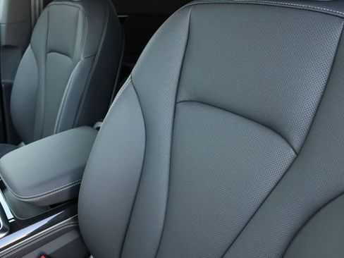 New 2026 Audi Q8 Premium Plus AWD/4WD image 6