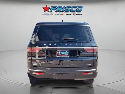 Certified 2024 Jeep Wagoneer L Series III w/ Flexible Seating Group AWD/4WD image 6