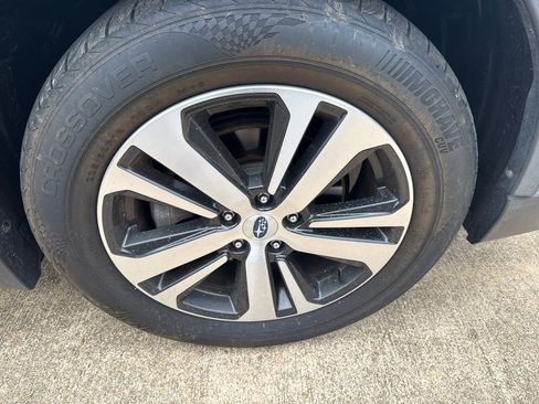 Used 2018 Subaru Outback 2.5i Limited image 26