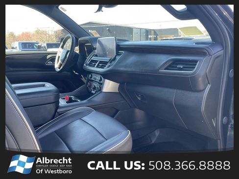 Used 2024 Chevrolet Tahoe Premier AWD/4WD image 21