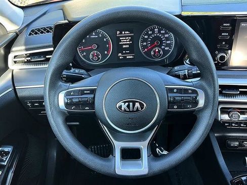 Used 2021 Kia K5 LXS FWD image 22
