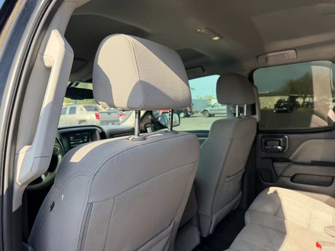 Used 2019 Chevrolet Silverado 1500 Custom w/ Custom Convenience Package RWD image 23