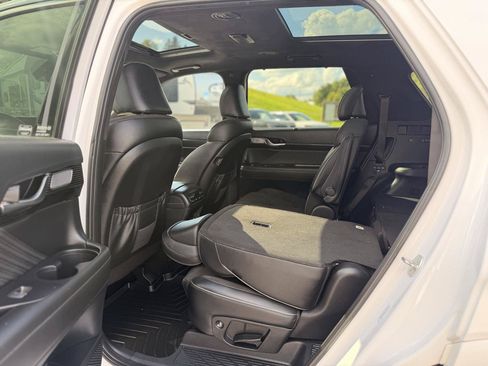 Used 2024 Hyundai Palisade Calligraphy AWD/4WD image 12