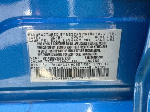 Used 2024 Nissan Sentra SR FWD image 25