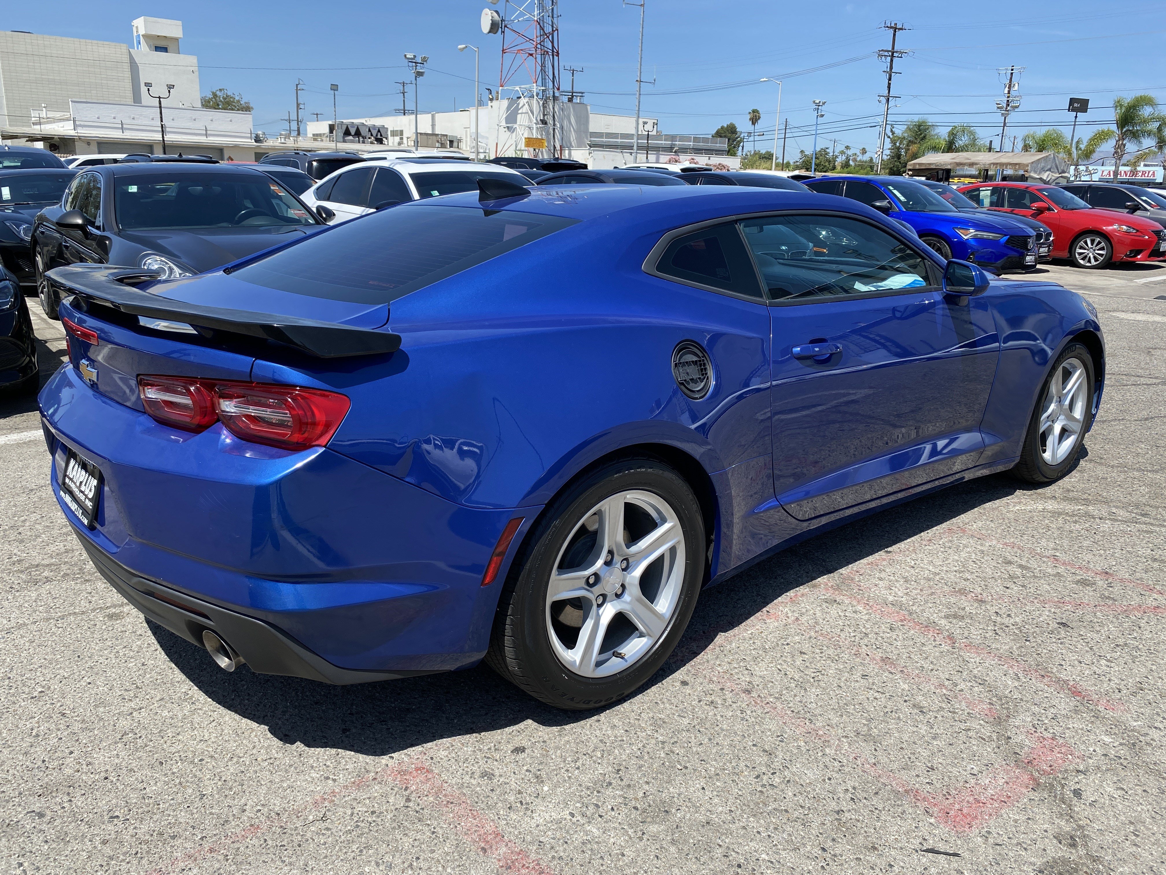 Used 2021 Chevrolet Camaro LT w/ Technology Package RWD image 8