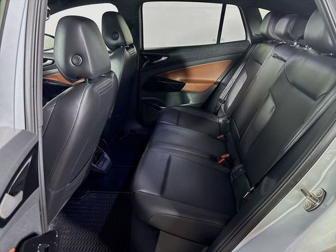 Used 2021 Volkswagen ID.4 Pro S w/ ID.4 Protection Package image 21