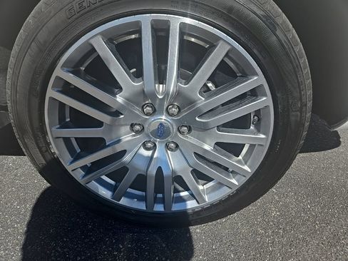 Used 2024 Ford Expedition Max Platinum AWD/4WD image 40