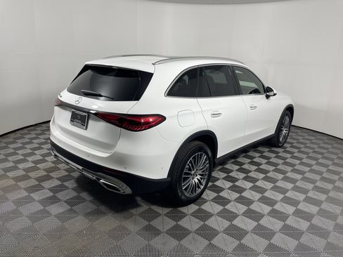 New 2026 Mercedes-Benz GLC 300 image 5