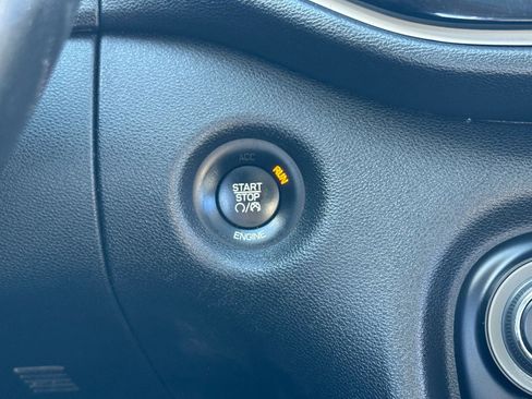 Used 2014 Dodge Dart Limited image 31