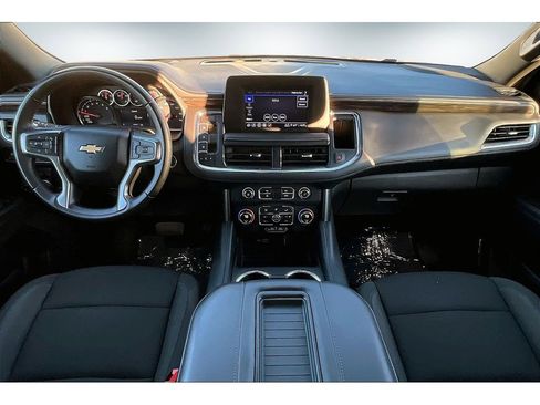 Used 2024 Chevrolet Suburban LS image 7