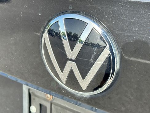 Certified 2024 Volkswagen Taos S FWD image 18