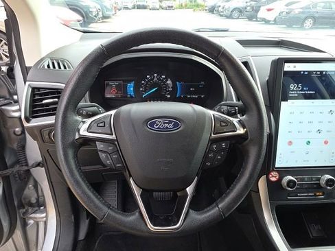 Used 2024 Ford Edge SEL AWD/4WD image 15