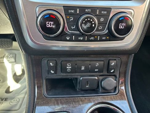 Used 2015 GMC Acadia SLT FWD image 36